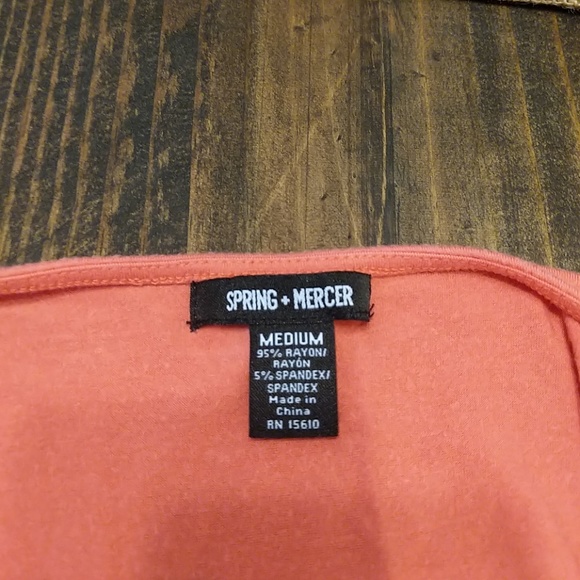 Sleeveless peach top with beautiful neckline - Picture 4 of 4